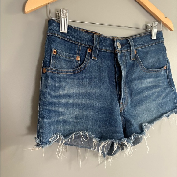 Levi's 501 High-rise Blue Jean Shorts Vintage Distressed colour size 24 - Picture 4 of 11